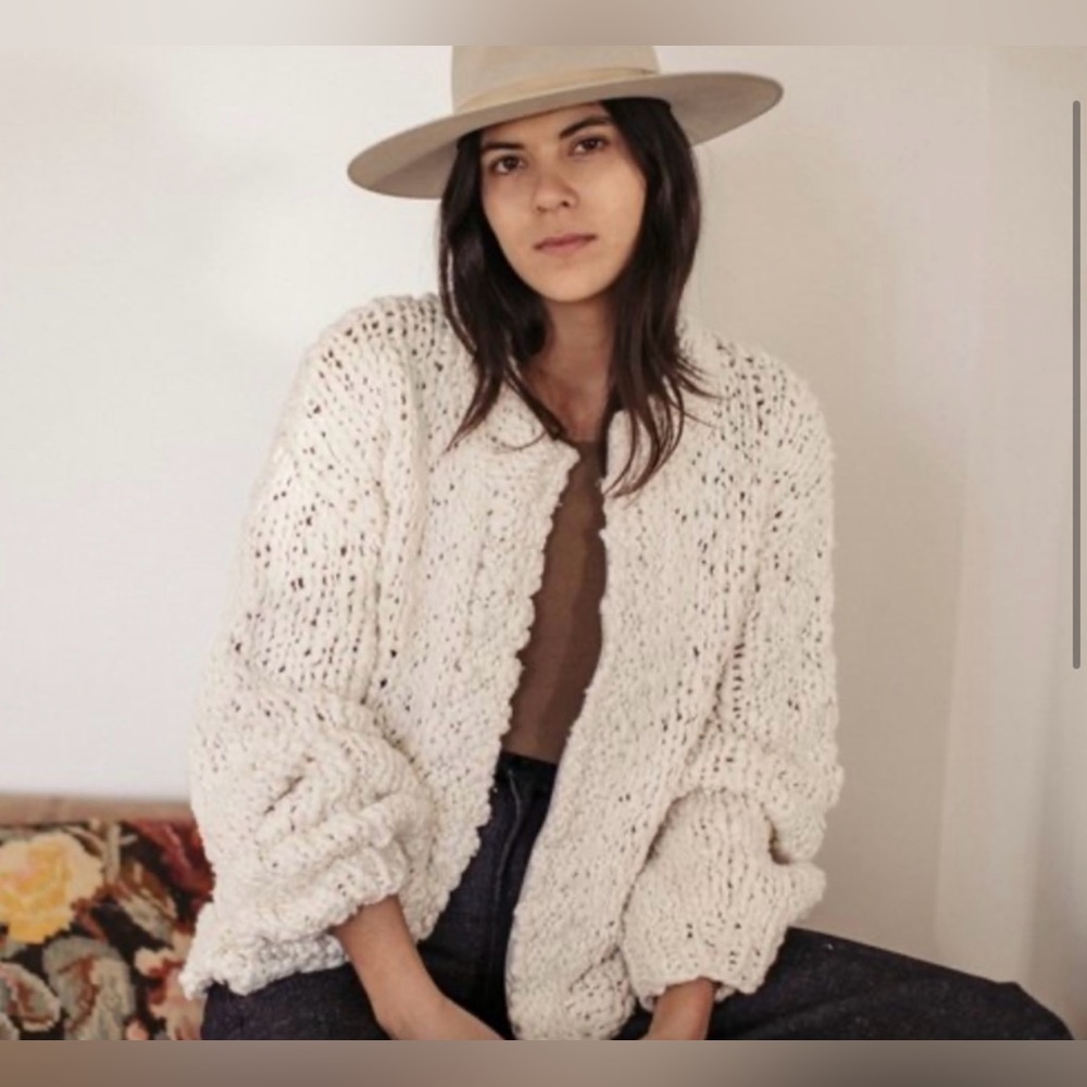 OZMA of California Syllabie Zip Up Knit one size